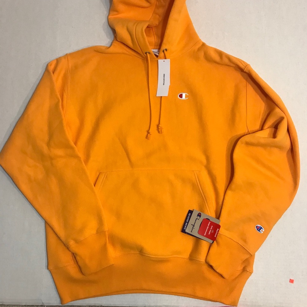 PRICE FIRM!!!!! UO. Champion EXCL LIM ED REVERSE WEAVE M Orange